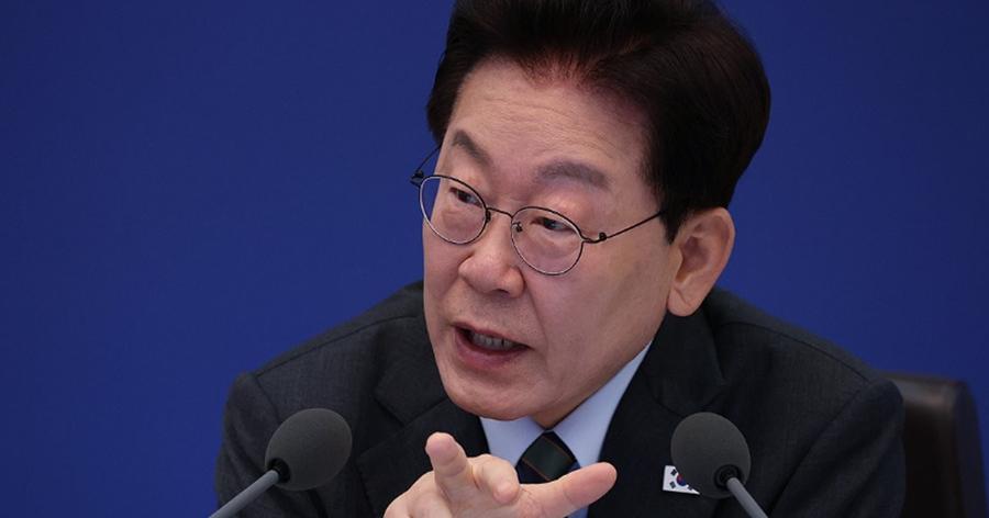 민주당 김민석, 이재명의 '구조적 다수'에 힘싣는다 : 전통적 지지층 버리고 '주류세력 교체' 꿈꾸나