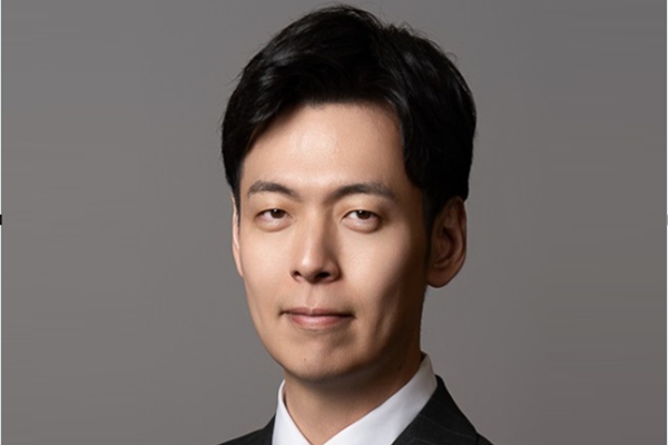 롯데바이오 신유열 항암제부터 바이오시밀러까지 '수주 발길' 거침없다 : 대규모 투자 회수할 '수익 구조' 입증 과제로 