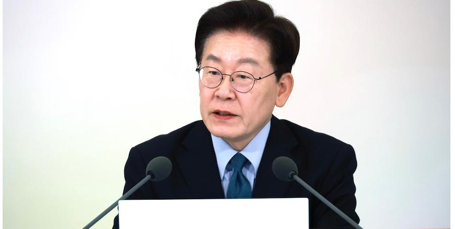 이 대통령, 여당 중진과 '통합 만찬' 앞두고 강경파에 '무극파' 재차 비판 : 그의 '통합'은 '선택적 통합'인가