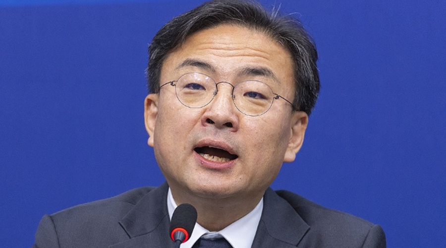 혁신당 신장식, 이재명·5선 중진 회동서 나온 '합당 논의'에 선 그었다 : 독자노선 더 강해진다